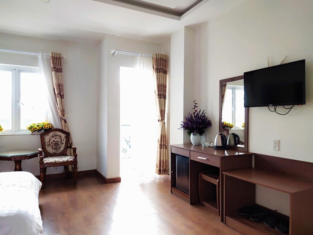 New Hampton Suits-Tam Xuan Centre Hotel Да Лат Екстериор снимка