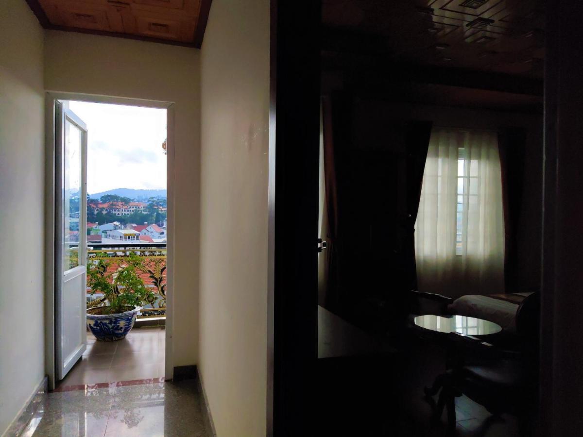 New Hampton Suits-Tam Xuan Centre Hotel Да Лат Екстериор снимка